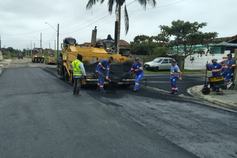 Pavimentação asfáltica em ruas do Balneário Icaraí